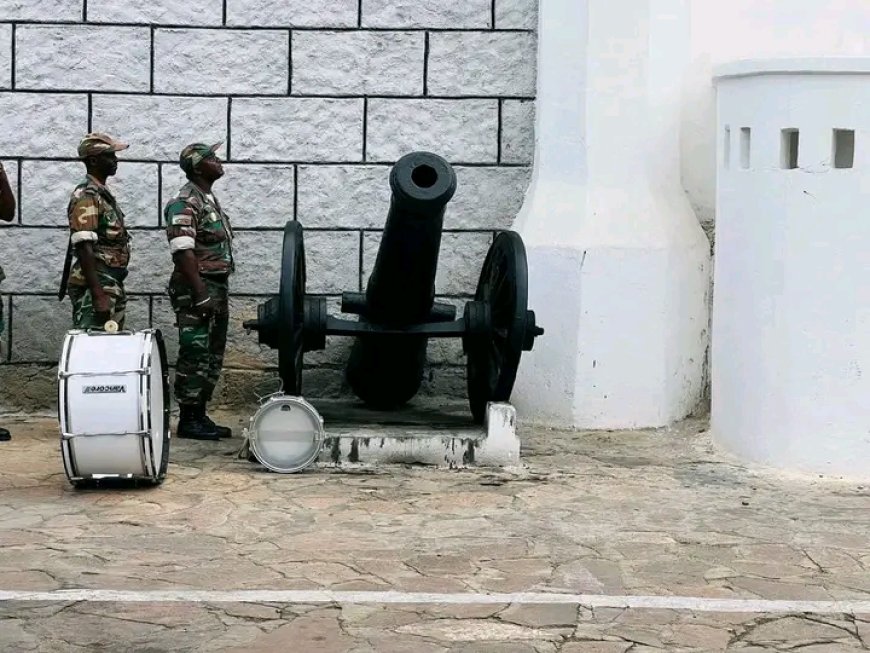 NAMIBENSES RENDEM HOMENAGEM AOS HERÓIS DO 04 DE FEVEREIRO