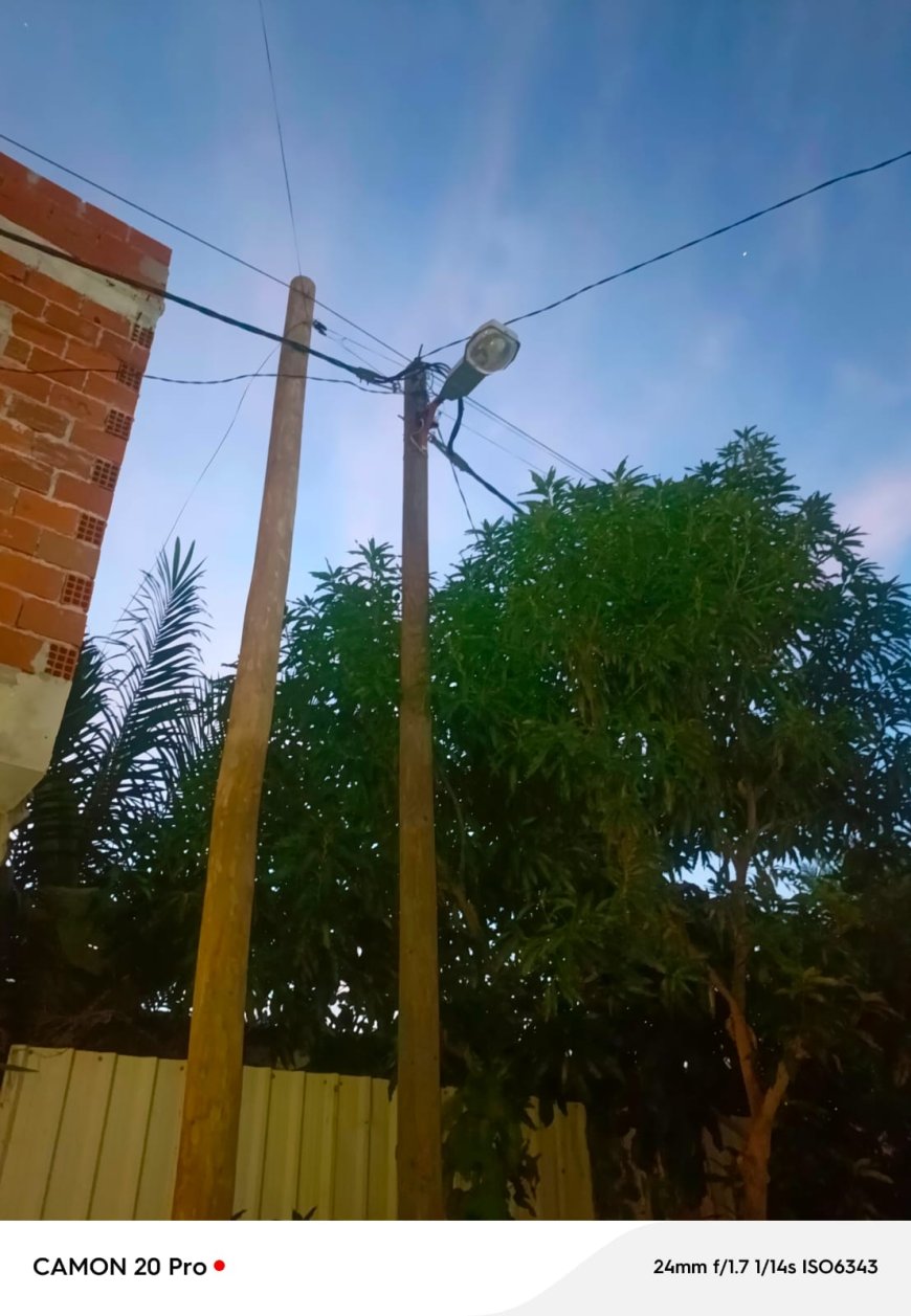 MORADORES DO BAIRRO 11 DE NOVEMBRO ACUSAM ADMINISTRAÇÃO DO CAMAMA DE ABANDONO E COBRAM RESPOSTAS À ADMINISTRADORA MUNICIPAL APÓS 21 DIAS SEM ENERGIA