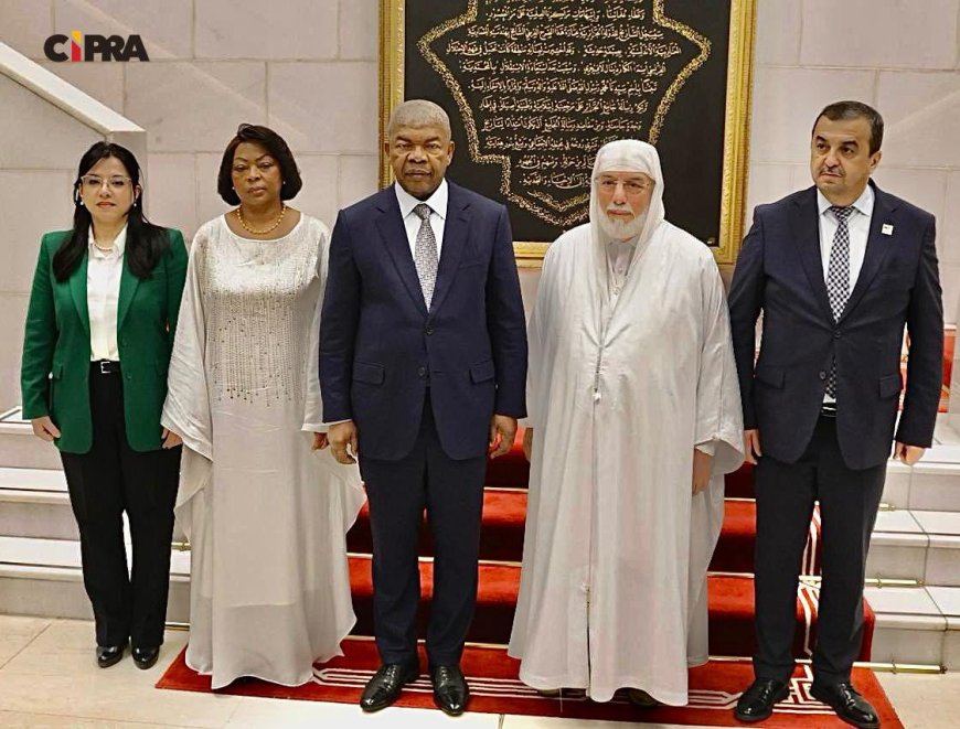 JOÃO LOURENÇO VISITA A GRANDE MESQUITA DE ARGEL