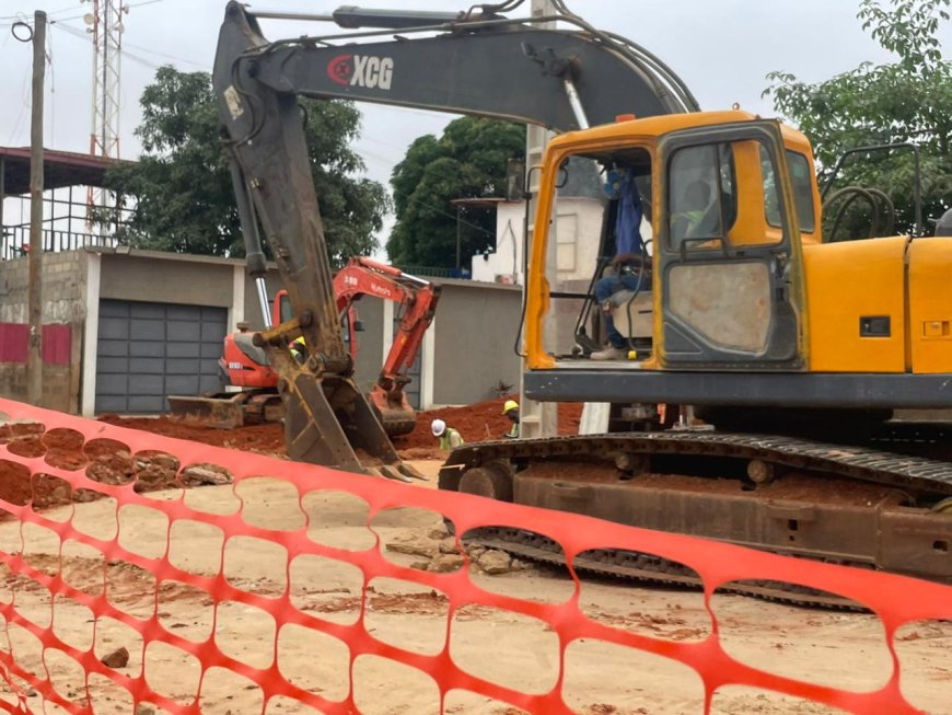 MORADORES DO BAIRRO FUBÚ SATISFEITO COM CANALIZAÇÃO DE ÁGUA NAS RESIDÊNCIAS